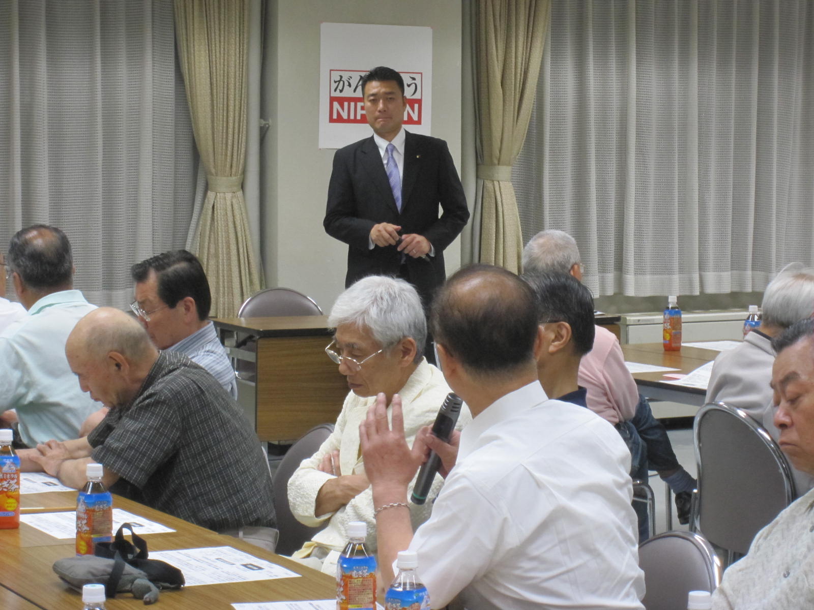 Ｈ２３.６．２１（火）.24（金）国政緊急意見交換会 023.jpg